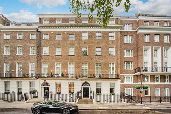 2 Bedroom Flat To Rent In Bryanston Square, London, W1H