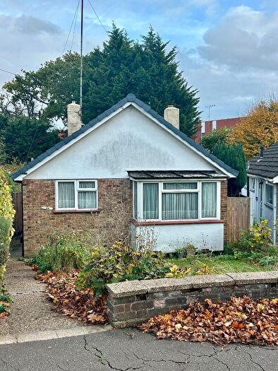 2 Bedroom Detached Bungalow For Sale In Southernhay, Leigh-On-Sea, Essex, SS9