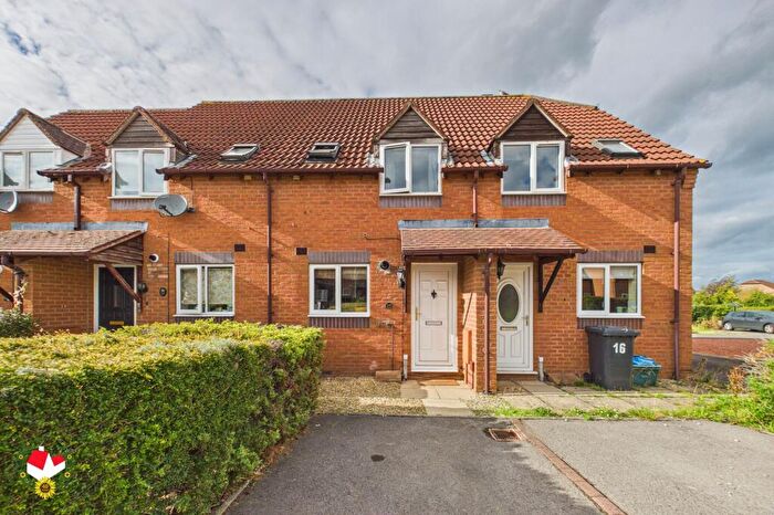 2 Bedroom Terraced House For Sale In Hasfield Close, Quedgeley, GL2