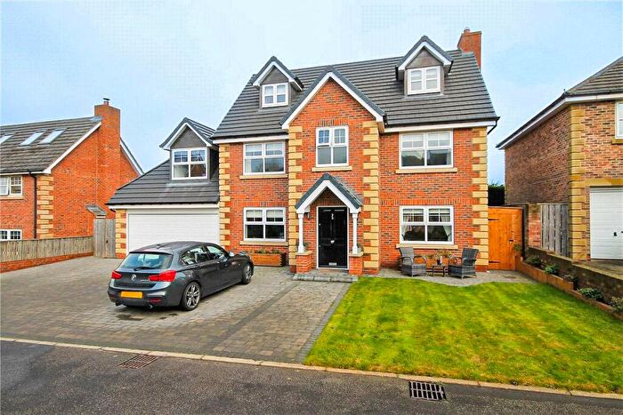 6 Bedroom Detached House For Sale In Sycamore Court, High Spen, Rowlands Gill, NE39