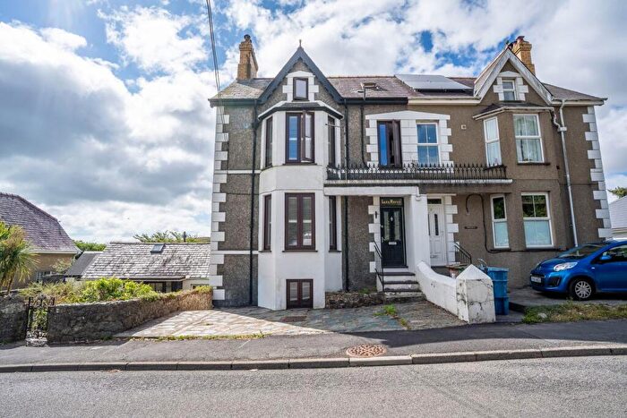 4 Bedroom Semi-Detached House For Sale In Llanbedrog, Pwllheli, LL53