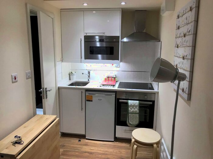 1 Bedroom Studio To Rent In High Road, London, NW10