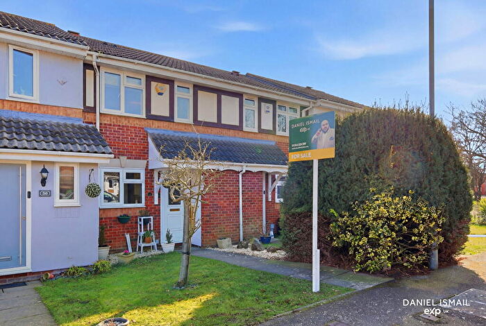 2 Bedroom Terraced House For Sale In Cambridge Close, Langdon Hills, Basildon, SS16