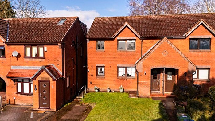 1 Bedroom Maisonette For Sale In St Johns Court, Boston Close, Heath Hayes, Cannock, WS12