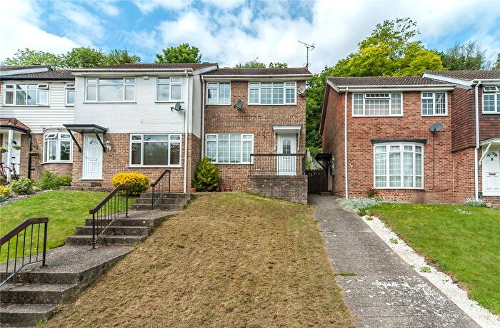 3 Bedroom End Terrace House For Sale In Woodhurst, Davis Estate, Chatham, Kent, ME5