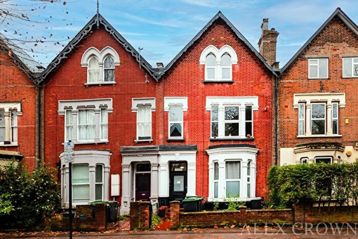 Studio To Rent In Upper Tollington Park, London, N4