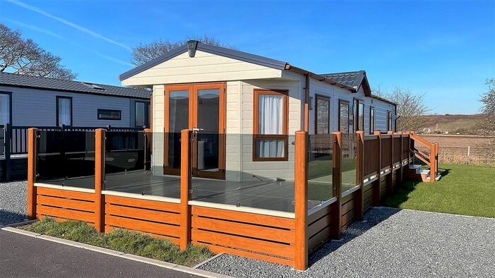 3 Bedroom Mobile/park Home For Sale In Plot, Bridlington Holiday Park, Carnaby, Bridlington, YO15
