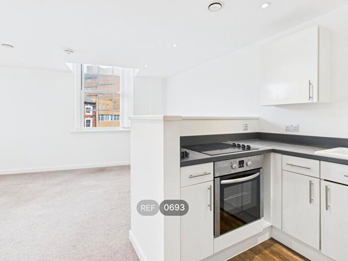 1 Bedroom Apartment To Rent In Queens House, Paragon Street, HU1