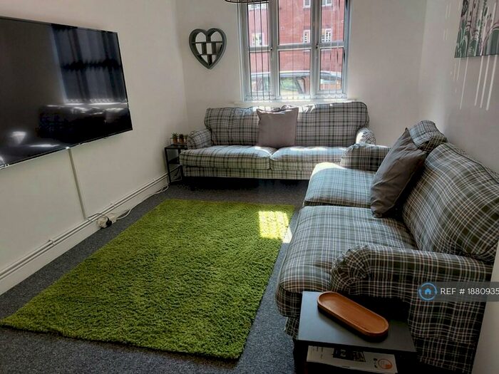 6 Bedroom Terraced House To Rent In Denison Court, Nottingham, NG7