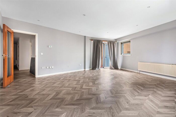 2 Bedroom Flat For Sale In /, Castlebank Drive, Glasgow, Glasgow City, G11