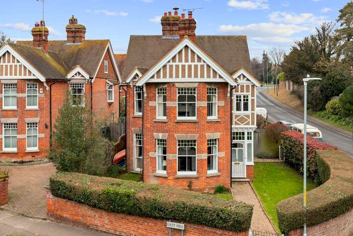 4 Bedroom Detached House To Rent In East Hill, Tenterden, TN30