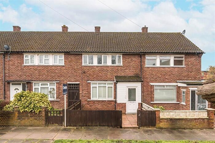 3 Bedroom Terraced House For Sale In Flimwell Close, Bromley, BR1
