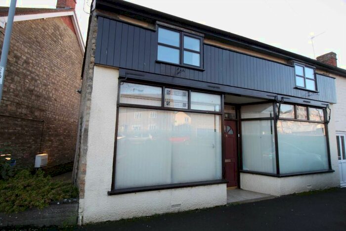 2 Bedroom End Of Terrace House To Rent In Bay Road, Gillingham, SP8