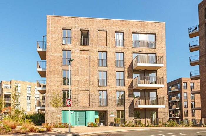 2 Bedroom Flat To Rent In Medawar Drive, Mill Hill, NW7