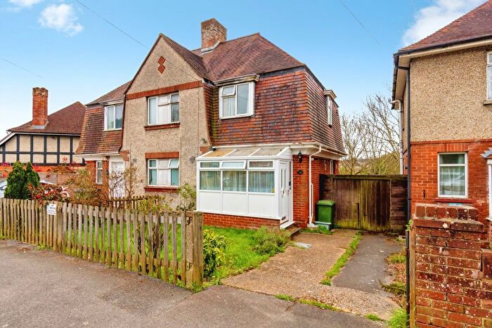 3 Bedroom Semi-Detached House For Sale In Carnation Road, Southampton, Hampshire, SO16