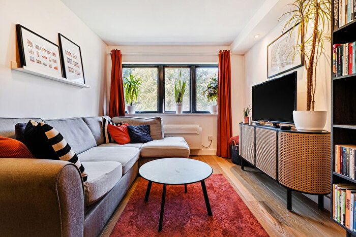 1 Bedroom Flat For Sale In Rothsay Street, London, SE1