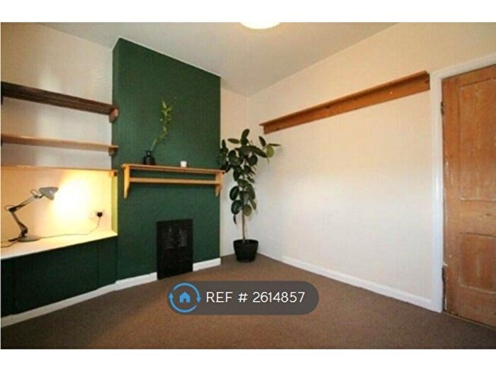 2 Bedroom Terraced House To Rent In Falcon Grove, Nottingham, NG7