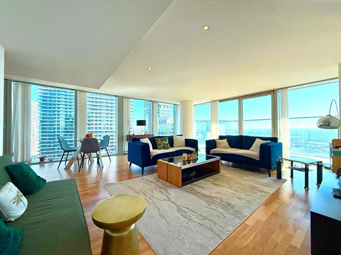 3 Bedroom Flat To Rent In Landmark East Tower, Canary Wharf, London, E14