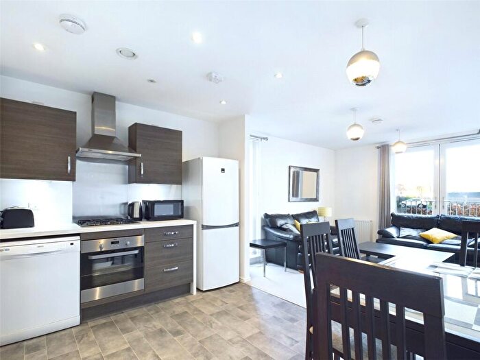 2 Bedroom Apartment To Rent In Arneil Drive, Crewe Toll, Edinburgh, EH5