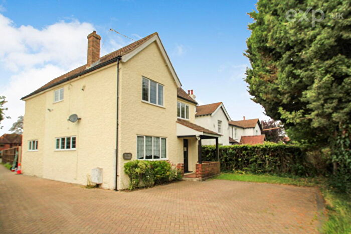 5 Bedroom Detached House To Rent In Ash Road, Hartley, Longfield, DA3