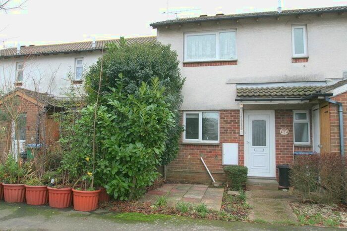 1 Bedroom Flat To Rent In Sextant Court, Armada Way, Littlehampton, West Sussex, BN17