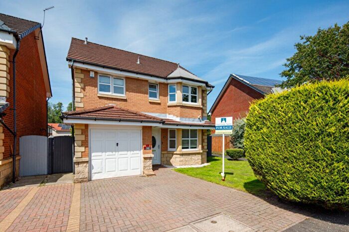 4 Bedroom Detached Villa For Sale In Levernbridge Road, Glasgow, G53