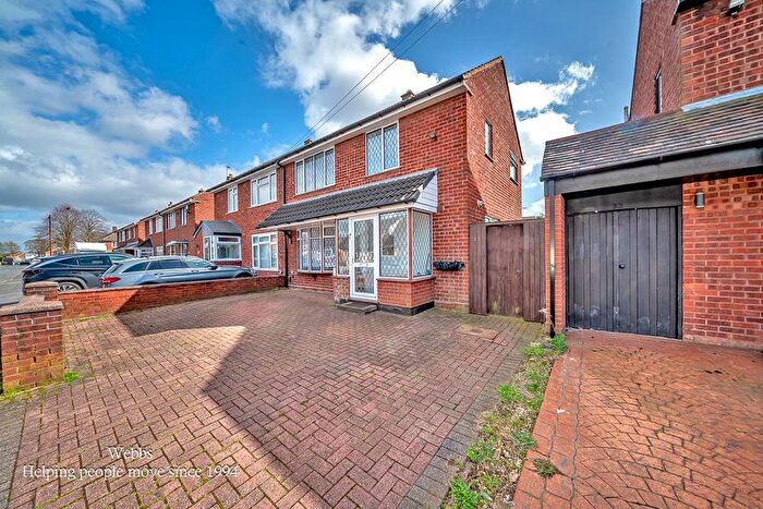 3 Bedroom Semi Detached House For Sale In Charles Crescent, Walsall, WS3