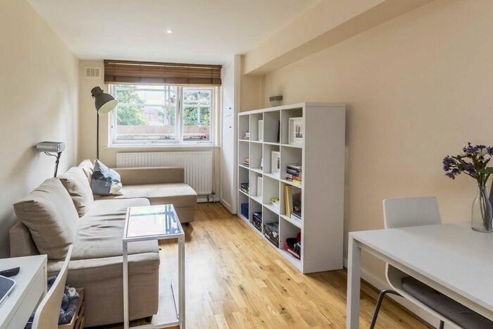 1 Bedroom Flat To Rent In Hammersmith Grove, London, W6
