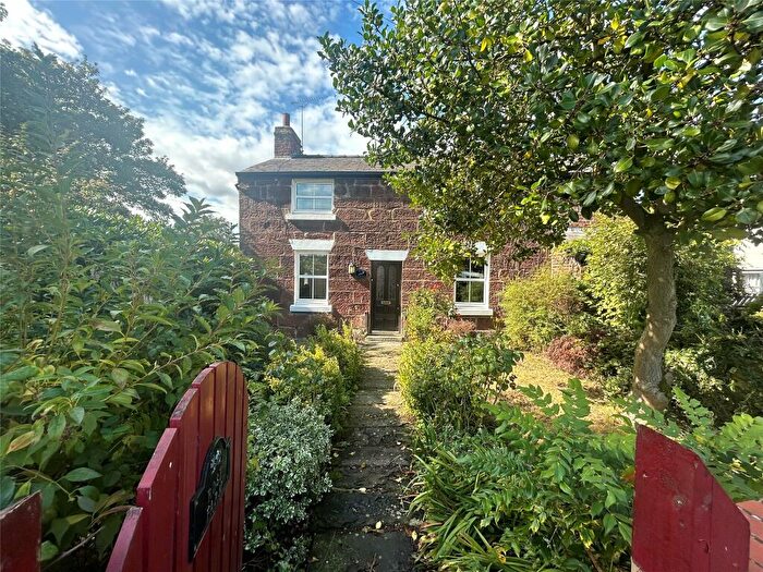 2 Bedroom Semi-Detached House For Sale In Hadlow Road, Willaston, Neston, Cheshire, CH64
