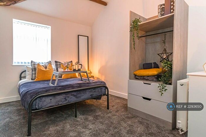 3 Bedroom Flat To Rent In Smithdown Road, Liverpool, L15