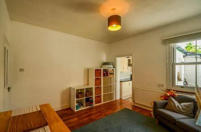 2 Bedroom Semi-Detached House For Sale In Hinguar Street, Old Shoeburyness, SS3