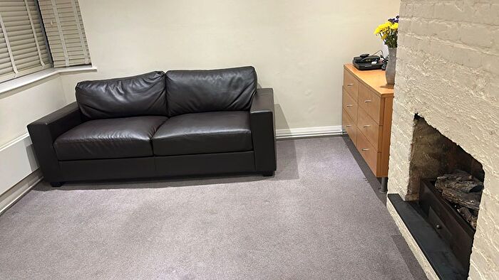 2 Bedroom Flat To Rent In Leigham Court Road, Streatham, SW16