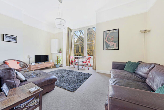 2 Bedroom Flat To Rent In Highbury New Park, Islington, N5