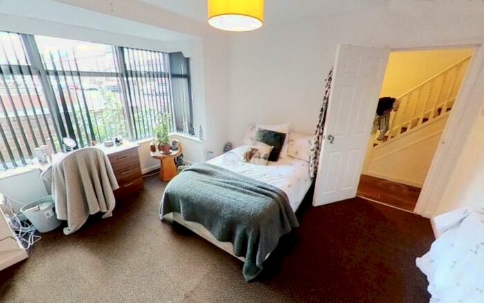 3 Bedroom Terraced House To Rent In Mayville Road, Hyde Park, Leeds, LS6