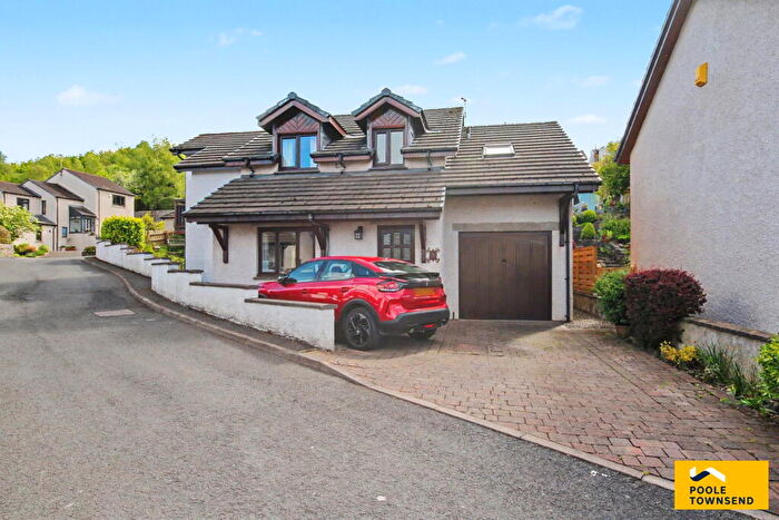 5 Bedroom Detached House For Sale In Cumberland Drive, Kendal, LA9