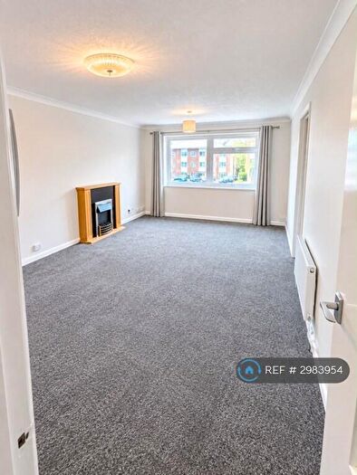 2 Bedroom Flat To Rent In Old Bedford Road, Luton, LU2