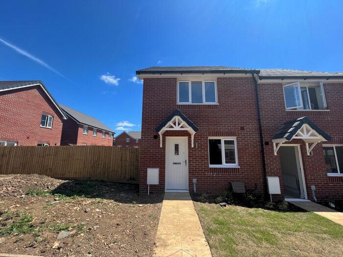 2 Bedroom House To Rent In Wagtail Walk, Axminster, EX13