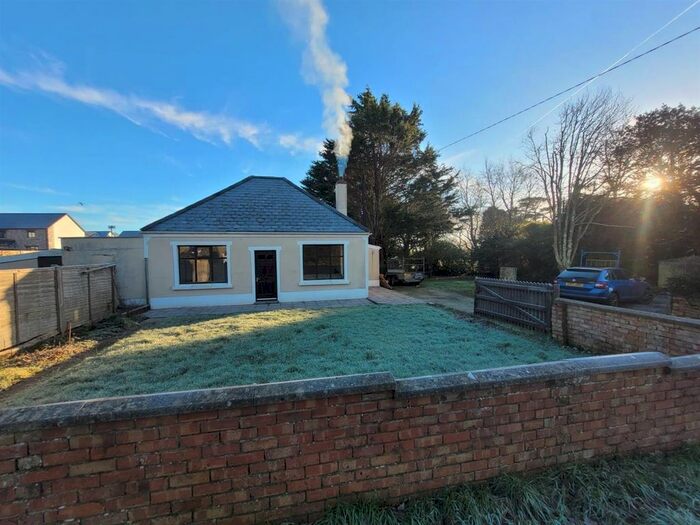 3 Bedroom Bungalow To Rent In Freystrop, Haverfordwest, SA62