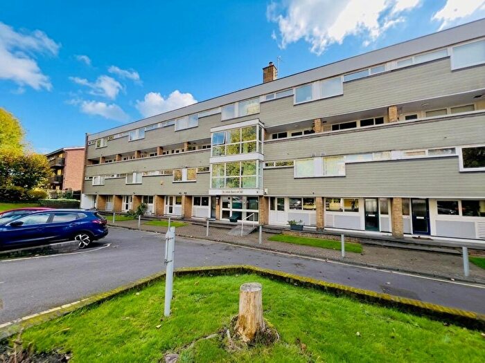 2 Bedroom Flat For Sale In The Avenue, Beckenham Court The Avenue, BR3