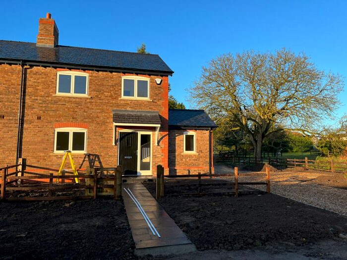 3 Bedroom Semi-Detached House To Rent In Livesey Road, Ludborough, DN36