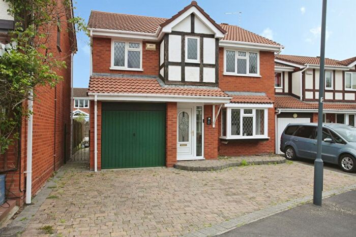 4 Bedroom Detached House For Sale In Birstall Drive, Rugby, CV21