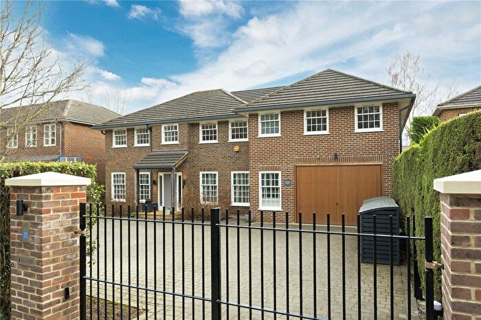 6 Bedroom Detached House To Rent In Heathfield, Cobham, Surrey, KT11