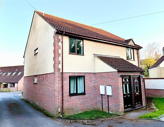 1 Bedroom Apartment For Sale In Houston Way, Frome, Somerset, BA11
