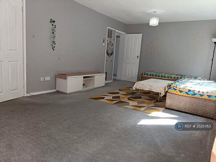 2 Bedroom Flat To Rent In Westfield Road, Birmingham, B15