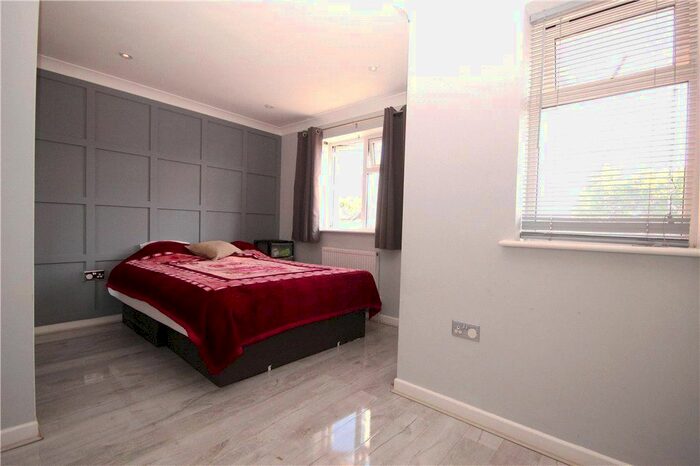 1 Bedroom Property To Rent In Aldershot Road, Guildford, Surrey, GU2