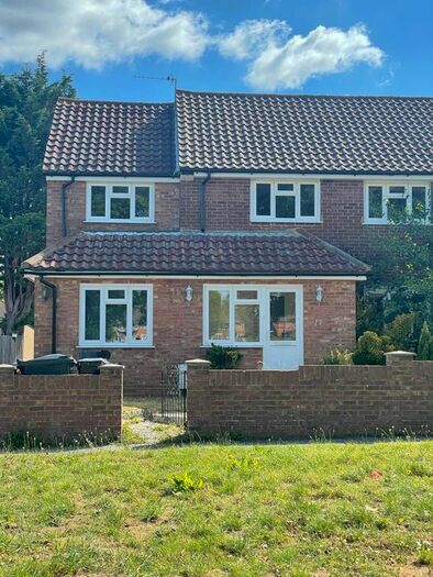 5 Bedroom Terraced House To Rent In Milne Park East, Croydon, Surrey, CR0