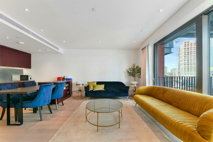 2 Bedroom Flat To Rent In The Modern, Embassy Gardens, London, SW11