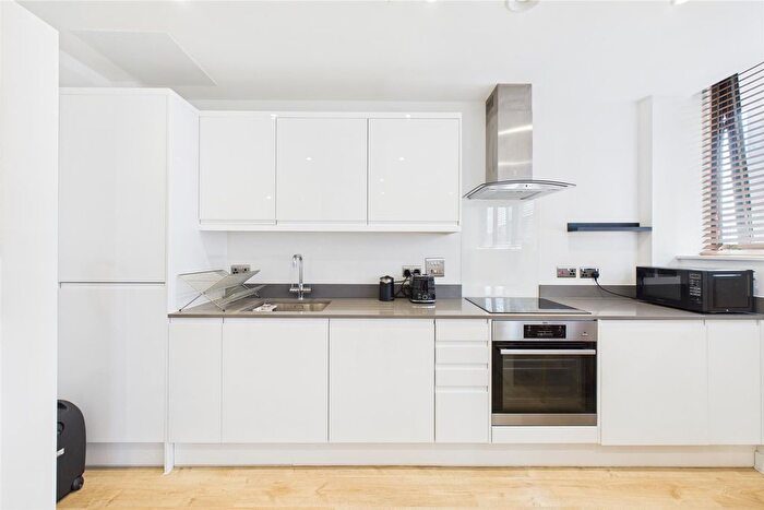 1 Bedroom Flat To Rent In Stanmore Hill, Stanmore, HA7