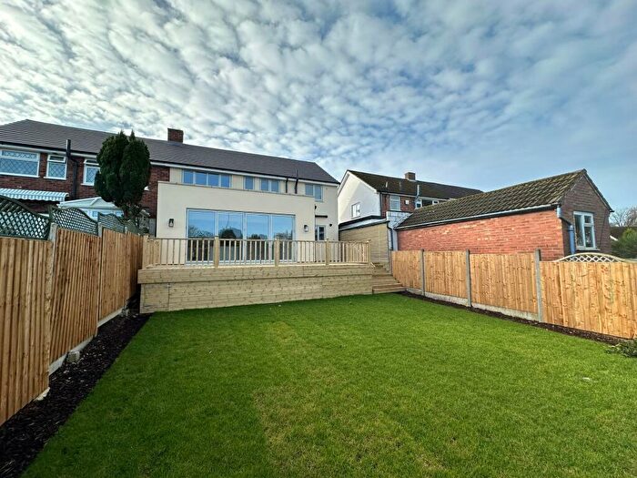 5 Bedroom Semi-Detached House To Rent In Meadowside Road, Sutton Coldfield, B74