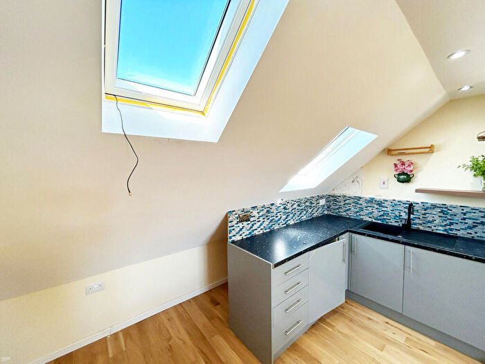 Studio To Rent In Parkside Way, Harrow, HA2
